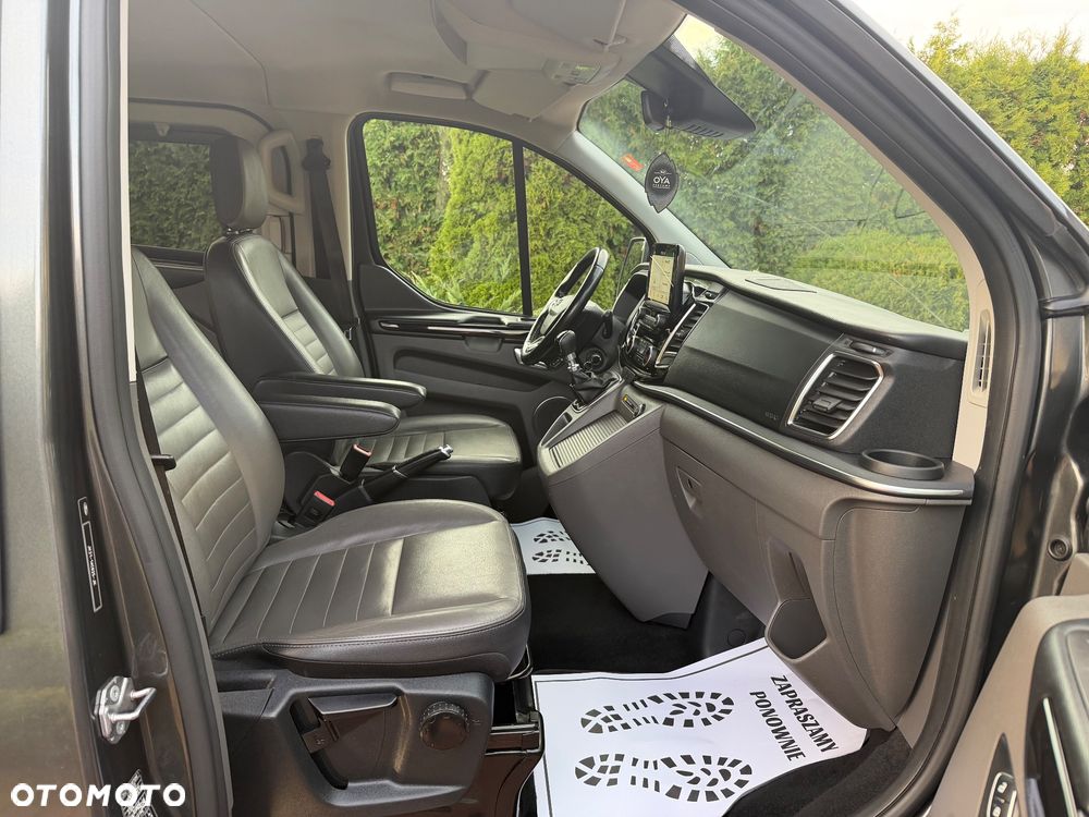 Ford Tourneo Custom 2.0 EcoBlue L1 Titanium - 21