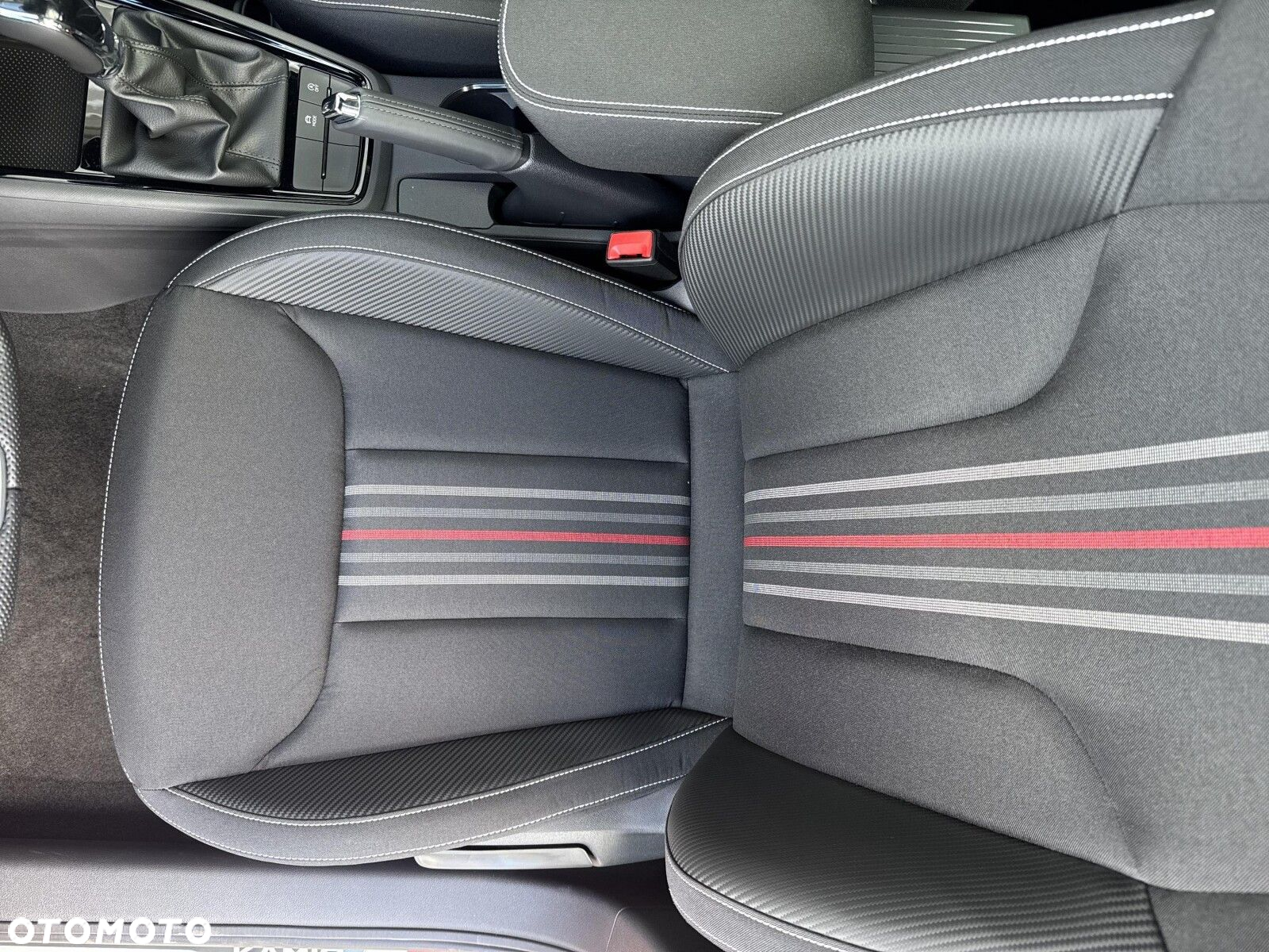 Skoda Kamiq 1.0 TSI Monte Carlo DSG - 13