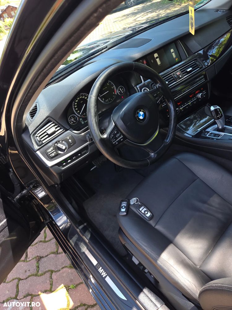 BMW Seria 5 520d Aut. - 28