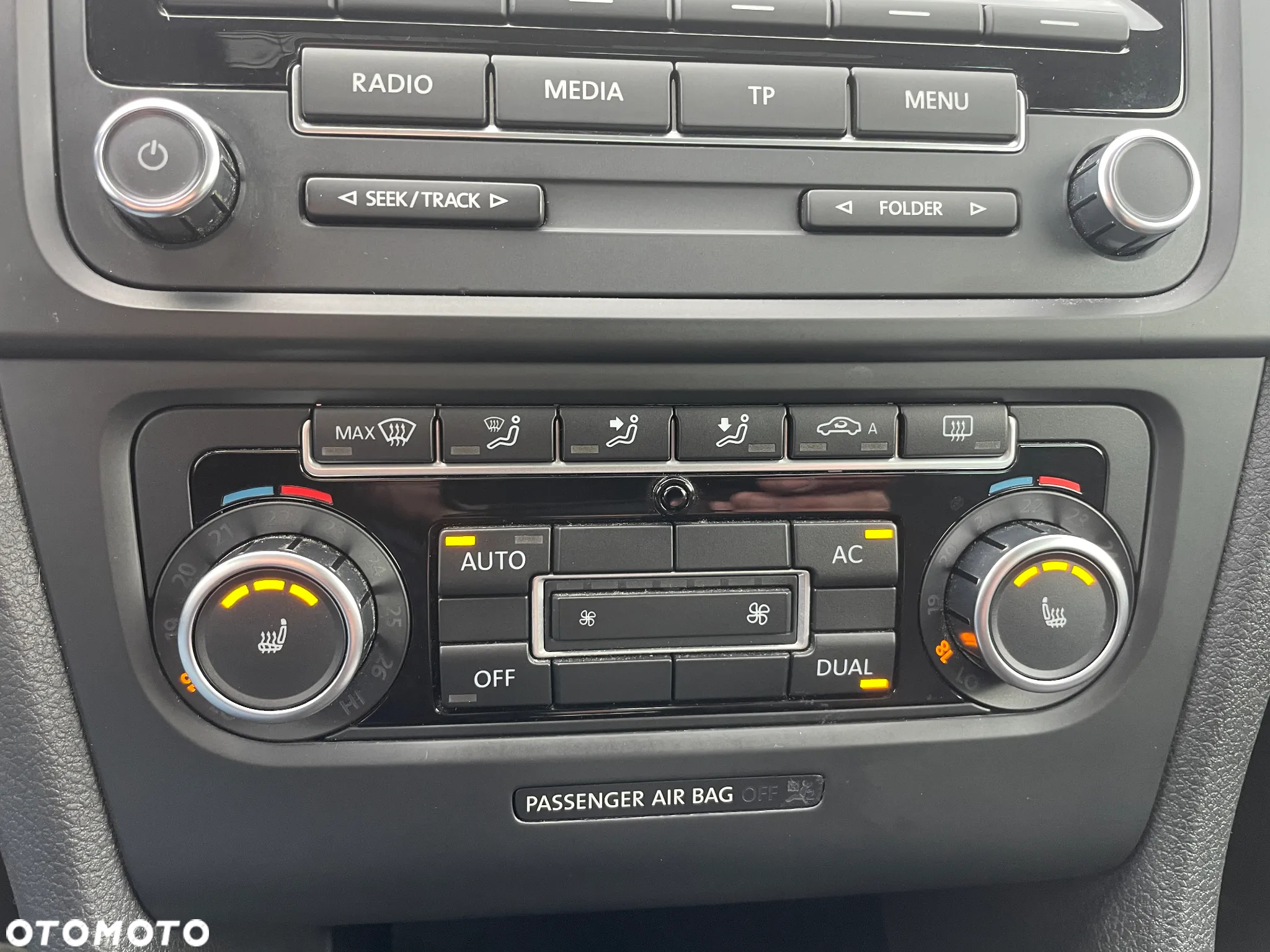 Volkswagen Golf 2.0 TDI DPF 4Motion Highline - 21