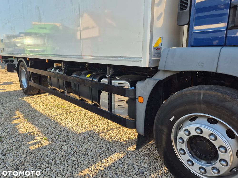 MAN TGM 18.290 Thermo King T-800r 2 zbiorniki z Niemiec 7.3m / 18 palet / winda i drzwi / OKAZJA - 21