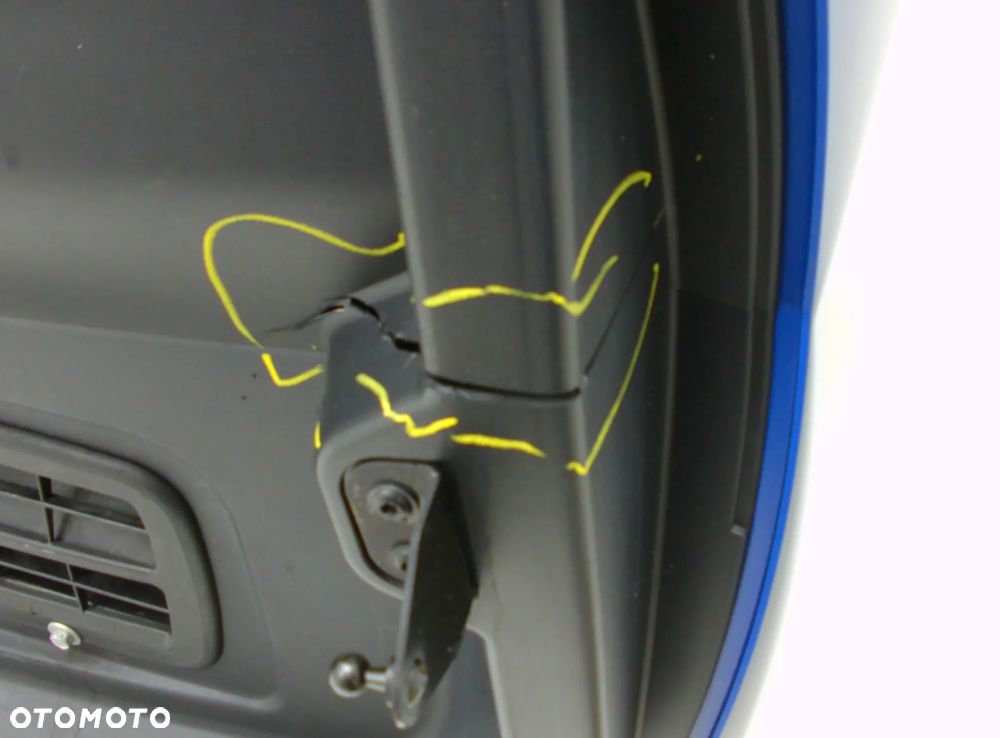 Microcar M.GO Klapa bagażnika 2008 - 7