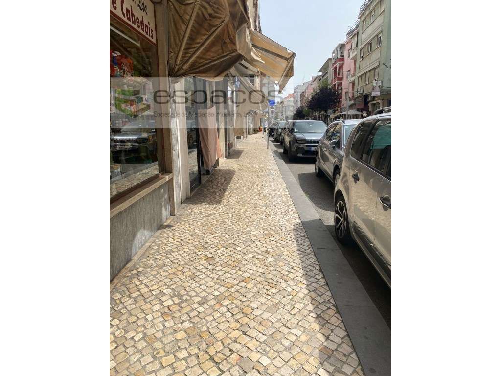 Loja no Centro de Moscavide - Grande imagem: 3/7