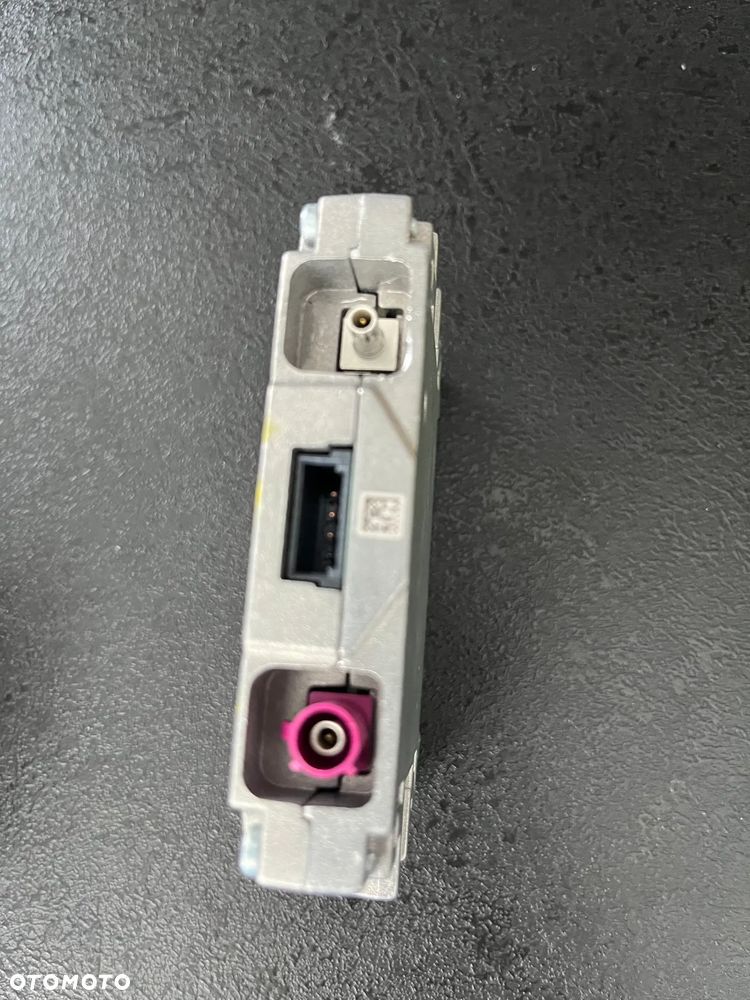 VW PASSAT B8 FL WZMACNIACZ ANTENY 4N0035456D - 2