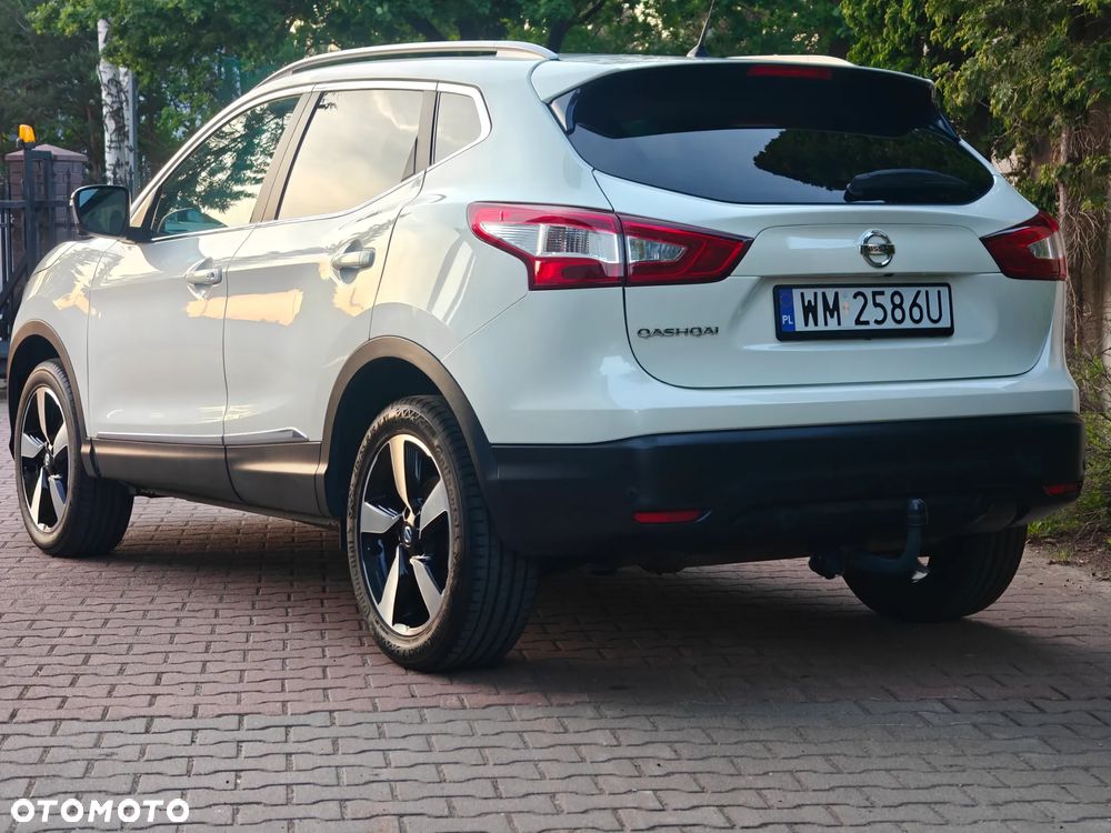 Nissan Qashqai 1.6 DIG-T N-Connecta - 2
