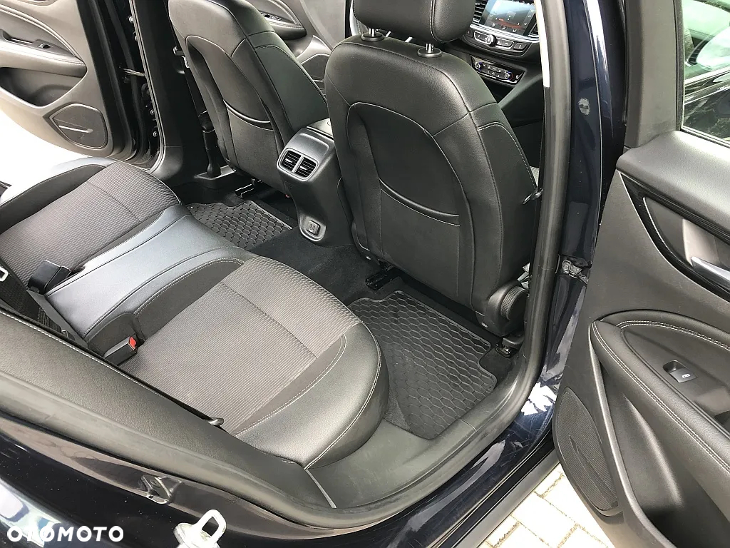 Opel Insignia 2.0 CDTI Exclusive S&S - 13
