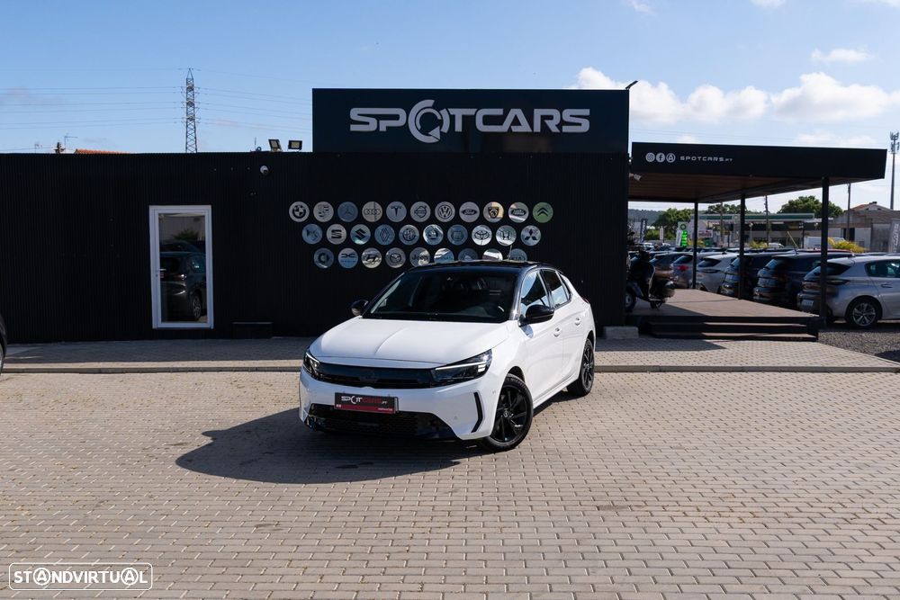 Opel Corsa 1.2 T GS - 2
