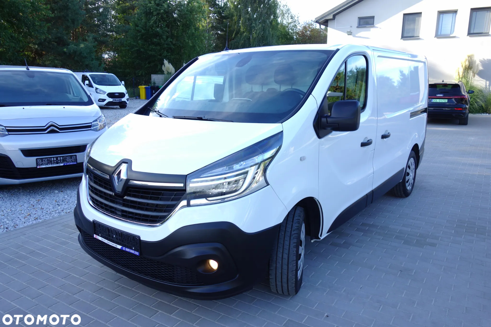 Renault Trafic 2.0 Dci 120 KM L1H1  Zabudowa Klima Webasto 2 x Drzwi Boczne - 26