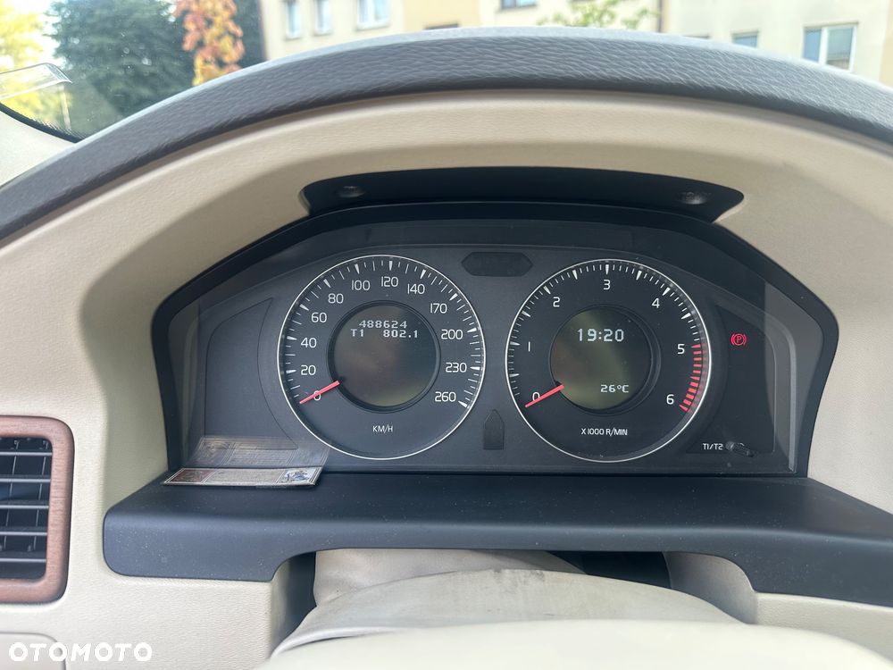 Volvo XC 70 D5 AWD Geartronic Summum - 29