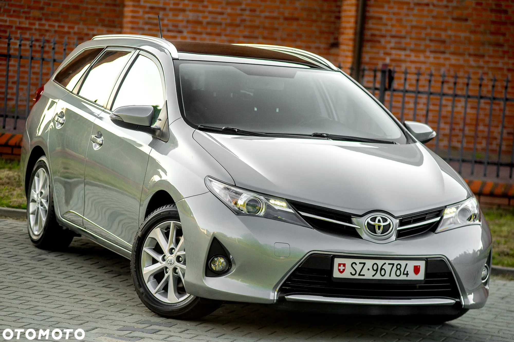 Toyota Auris - 2