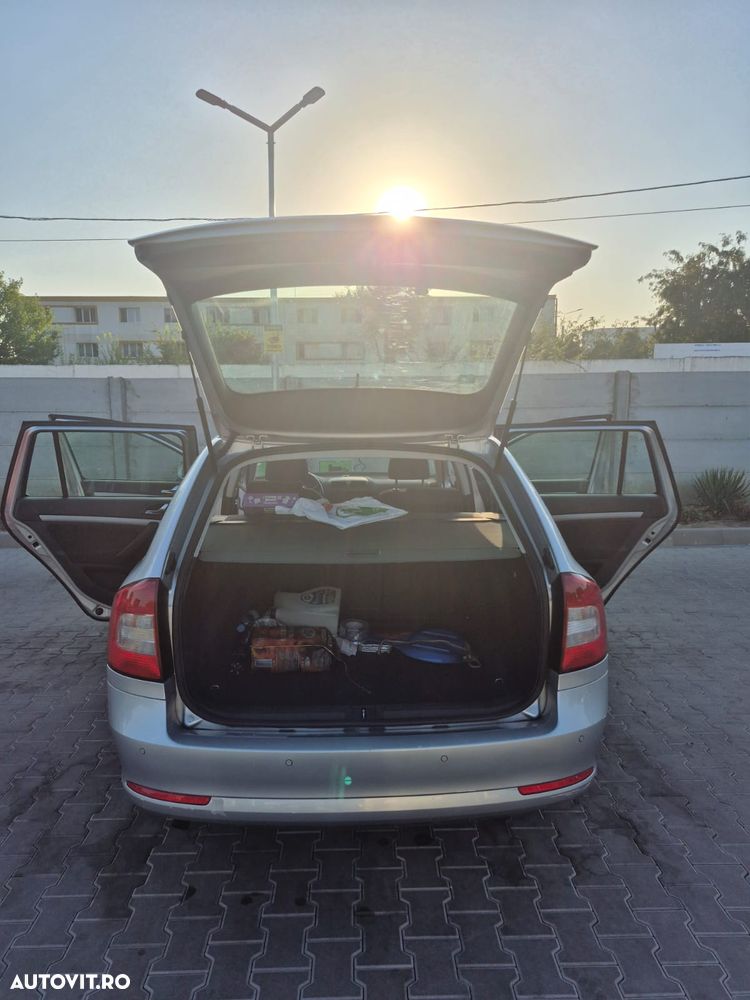 Skoda Octavia Combi 1.2 TSI Active - 2