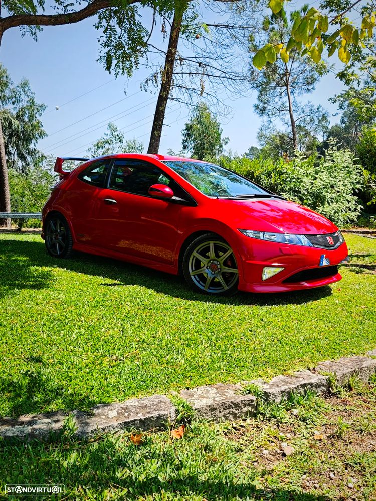 Honda Civic 2.0 Type-R Plus - 1