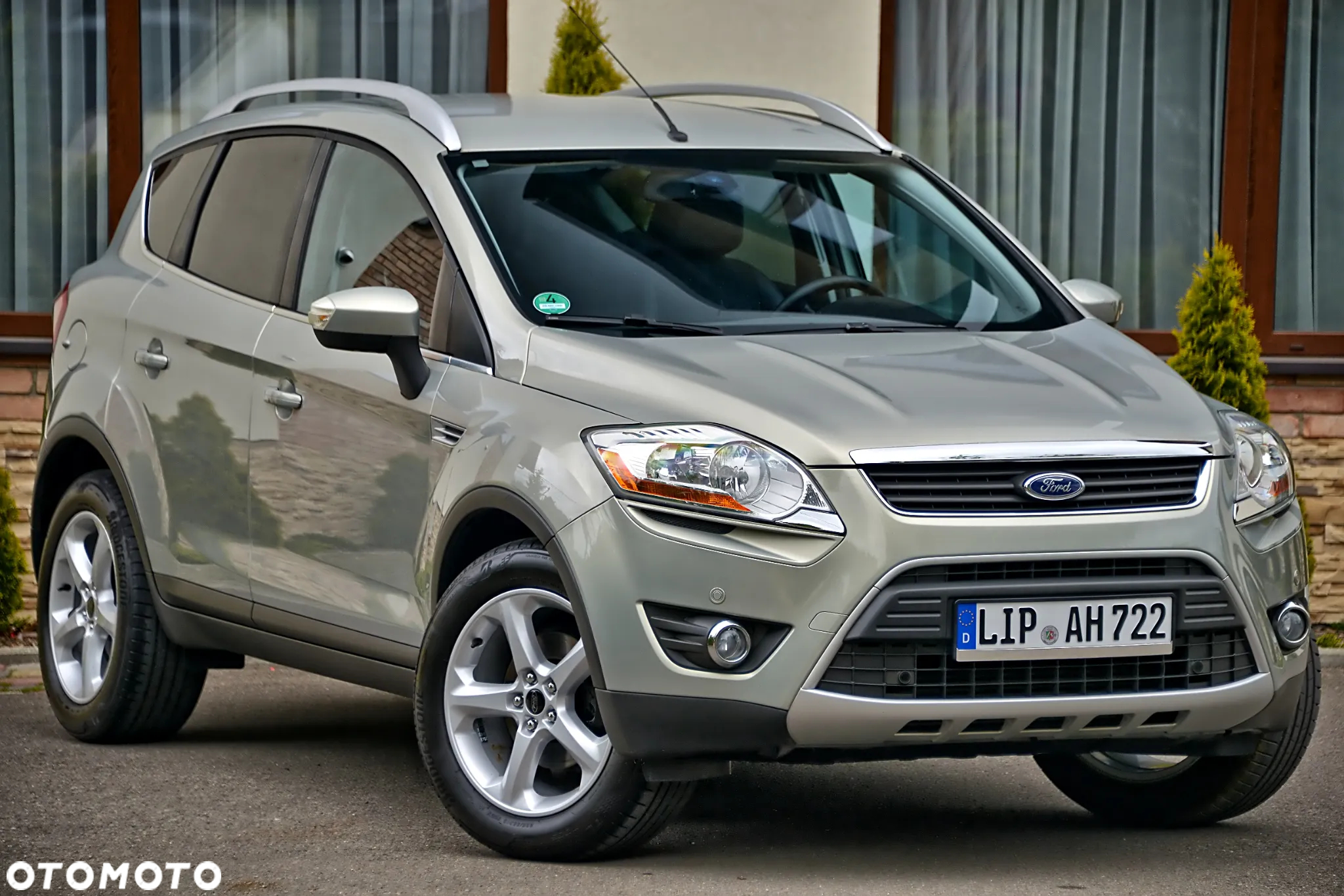 Ford Kuga 2.0 TDCi 4x4 Titanium - 10