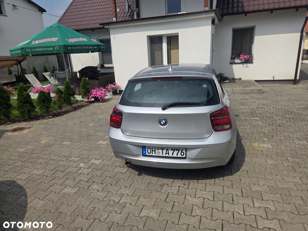 BMW Seria 1 116d DPF - 5