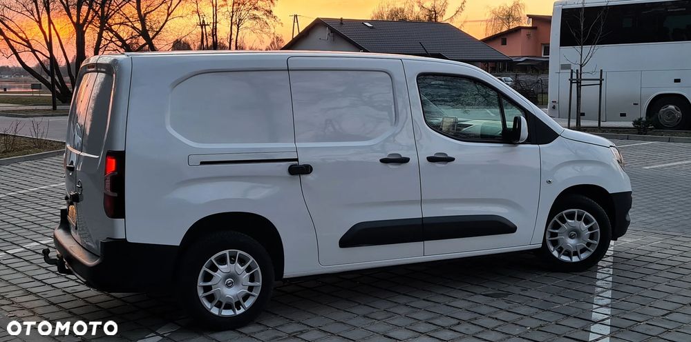 Opel COMBO LONG 1.6 CDTI - 9