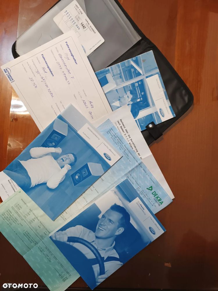 Ford Fiesta 1.4 Ambiente - 24