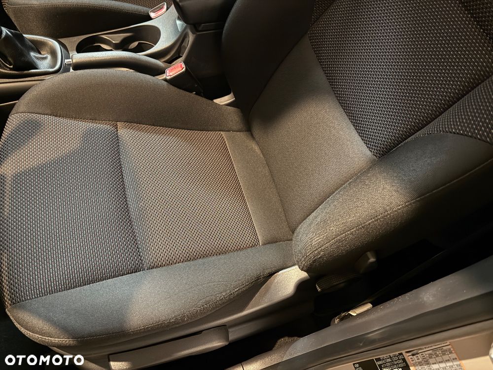 Hyundai i30 1.6 Style - 9