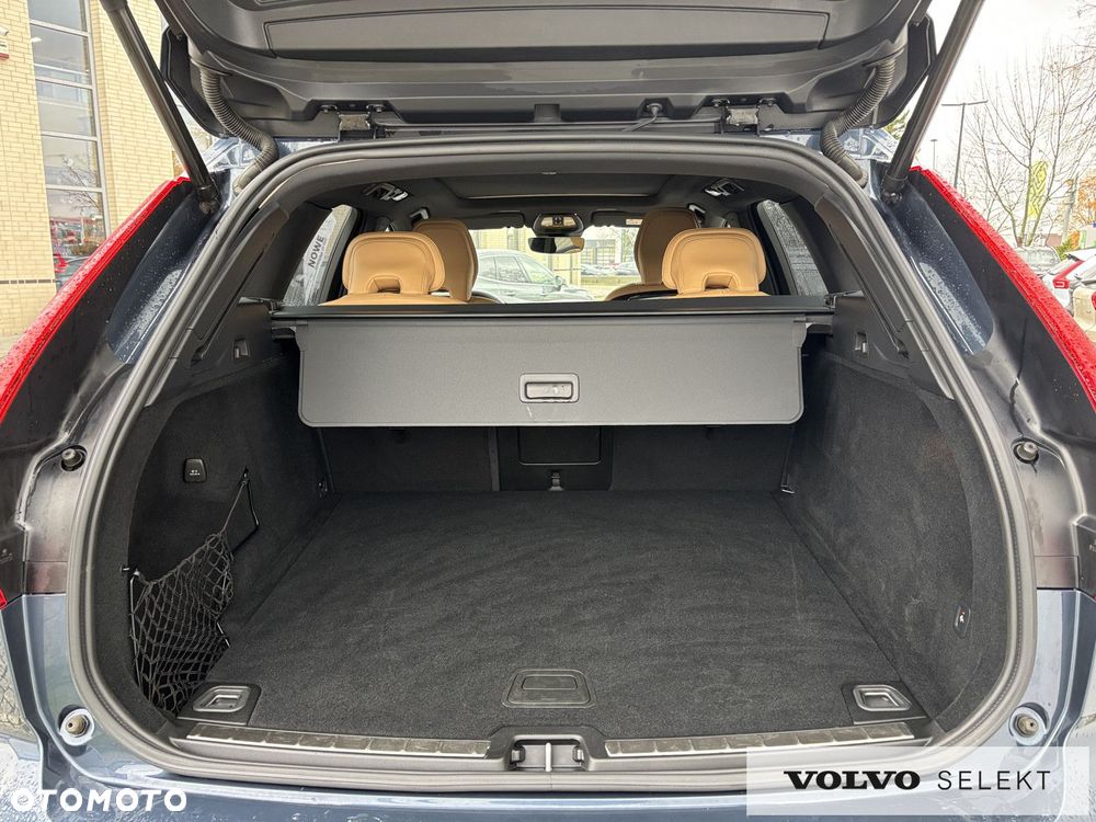 Volvo XC 60 - 24