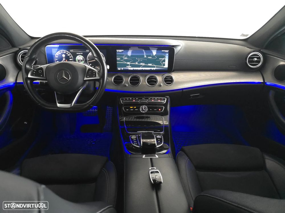 Mercedes-Benz E 350 d AMG - 14
