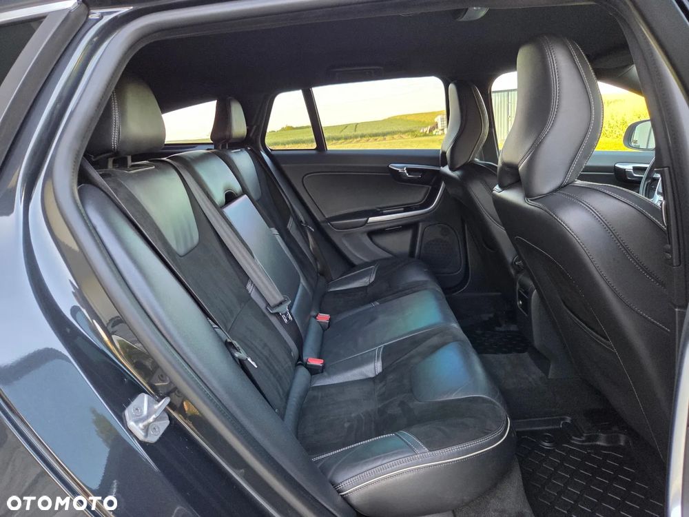 Volvo V60 D4 Drive-E R-Design Summum - 8