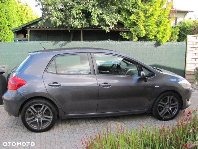 Toyota Auris 2.0 D-4D Prestige - 18