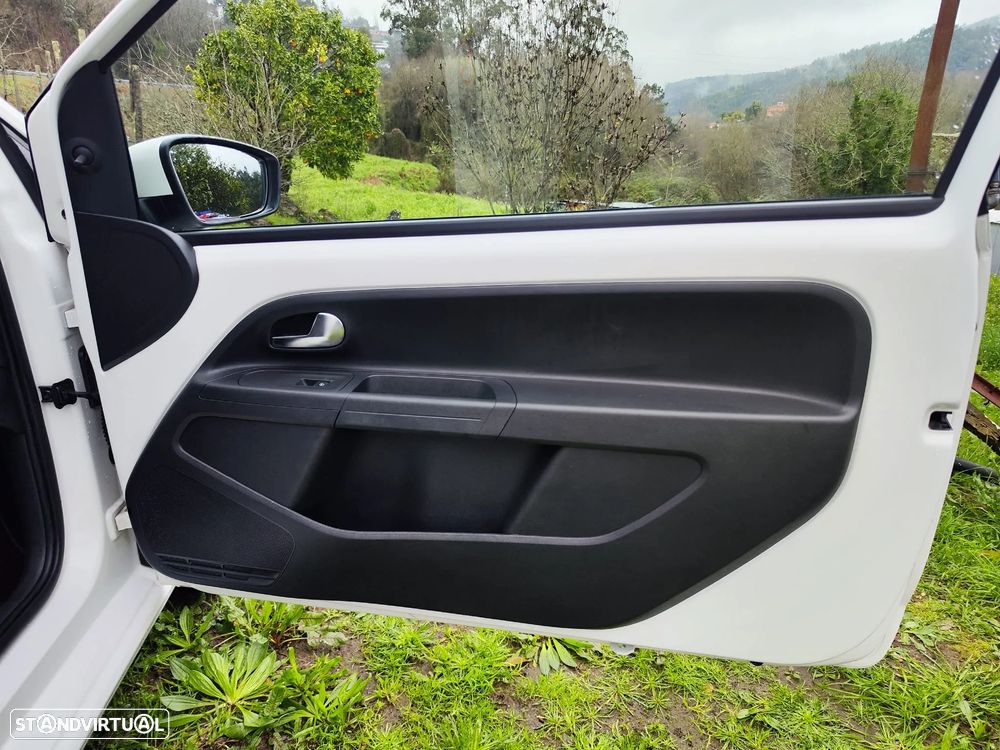 VW Up! 1.0 BlueMotion Move - 10