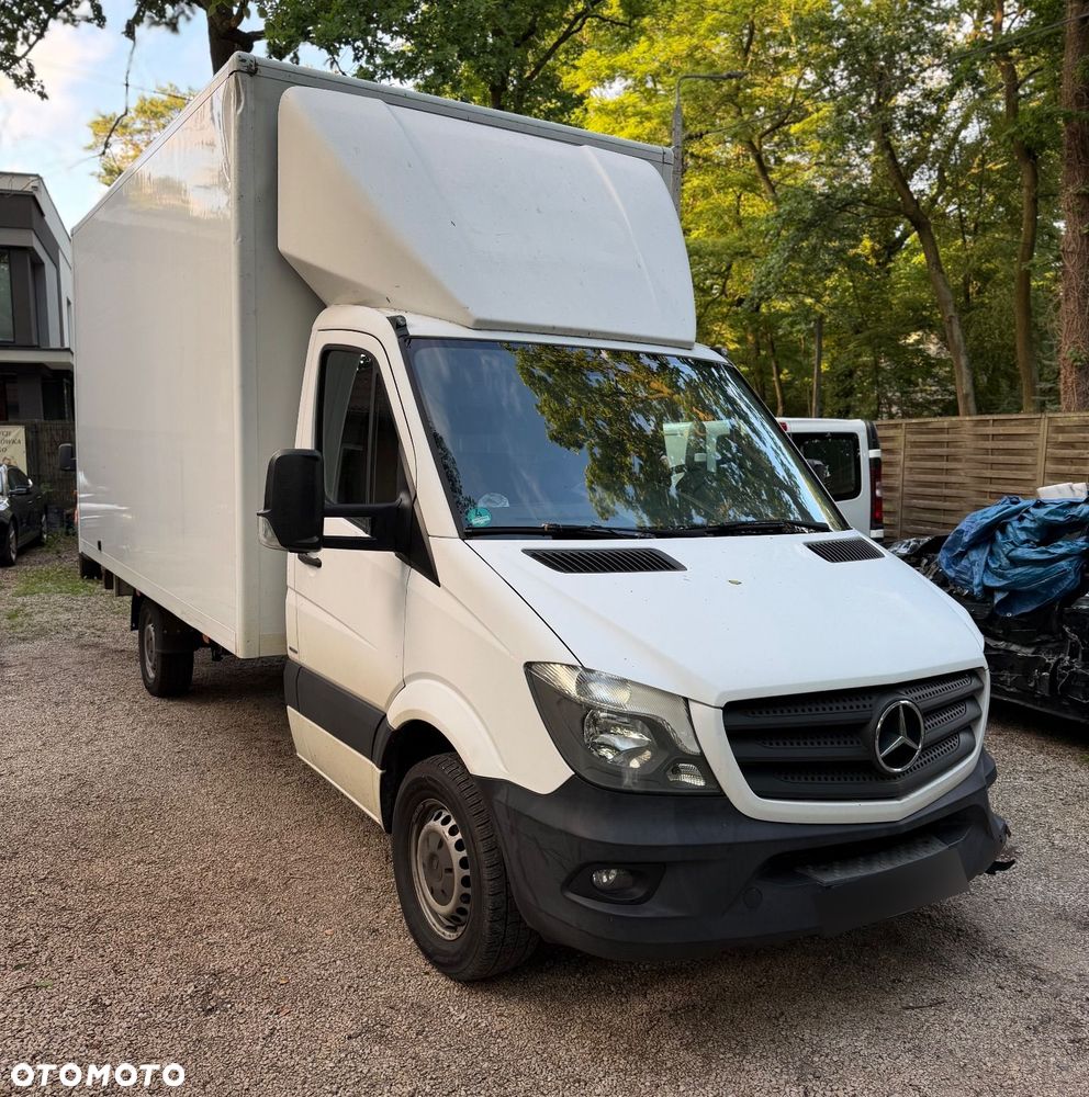 Mercedes-Benz Sprinter - 1