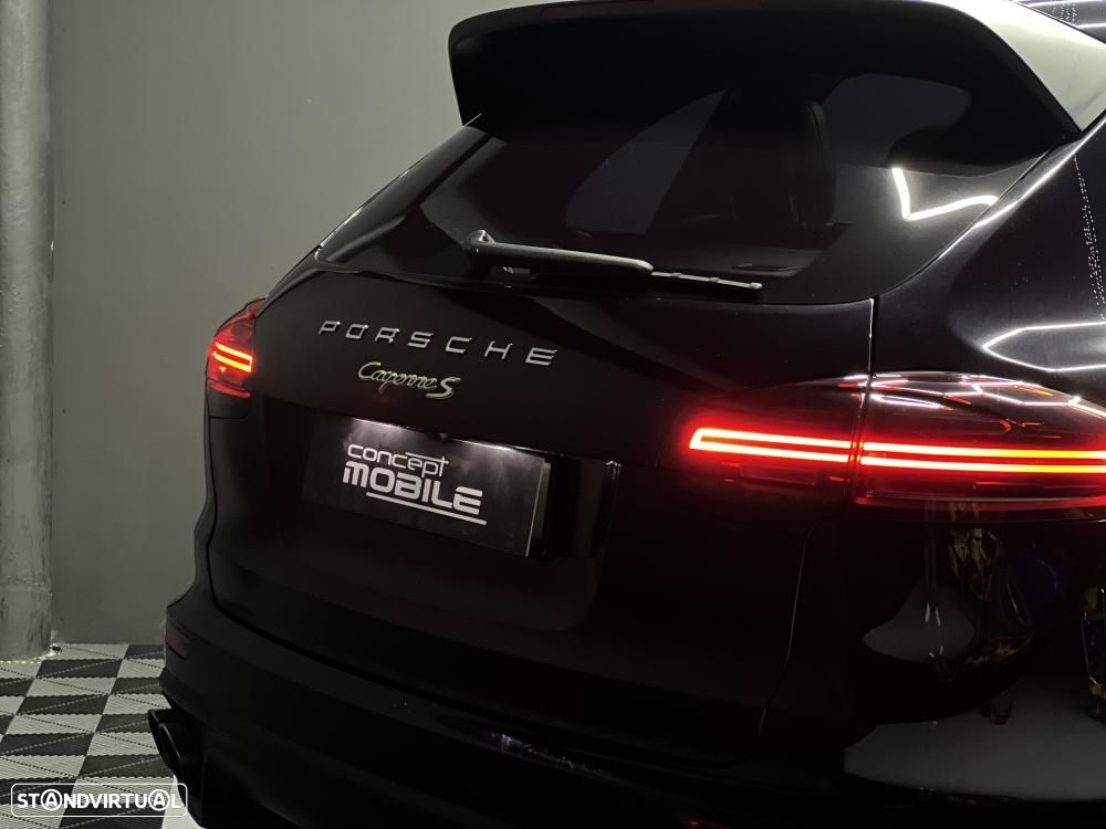 Porsche Cayenne S E-Hybrid - 8