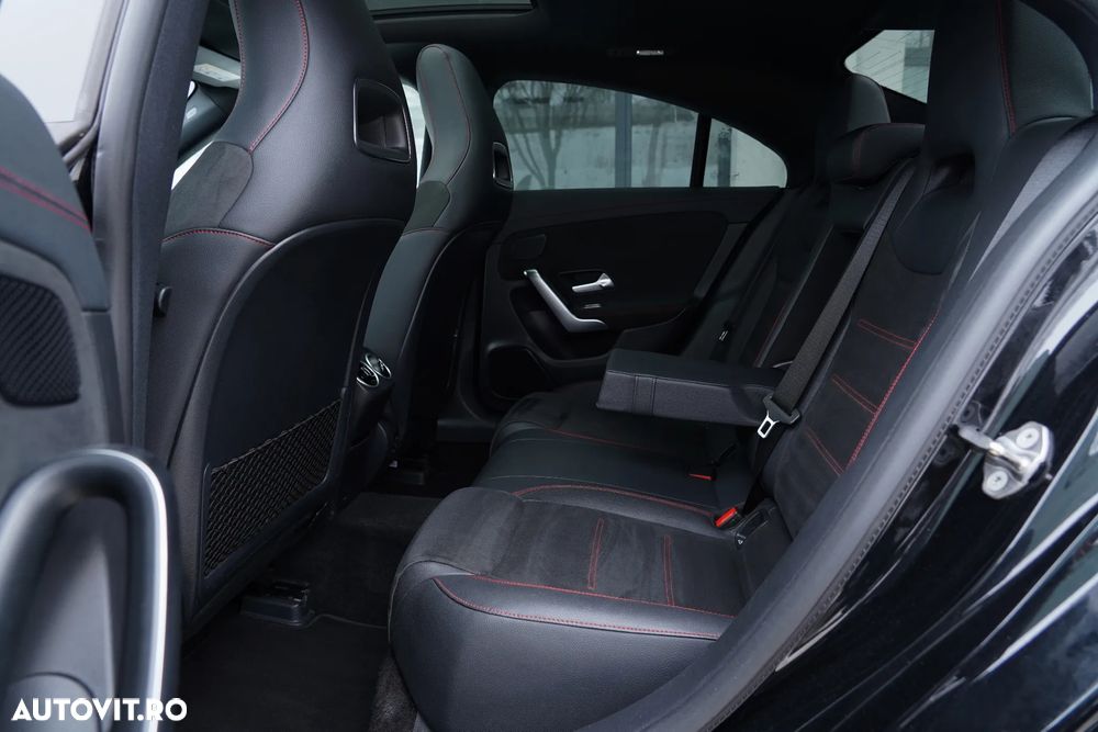 Mercedes-Benz CLA ver-200-d-8g--dct-amg-line - 12