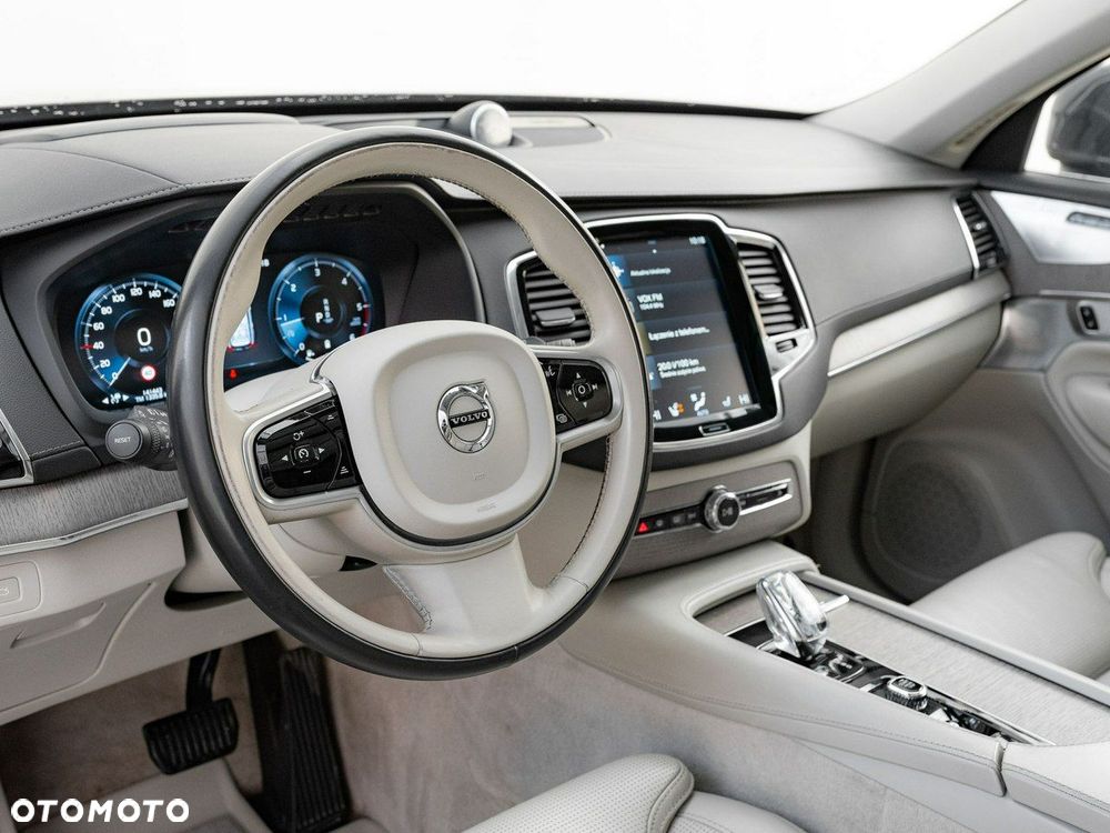 Volvo XC 90 B5 D AWD Inscription 7os - 7