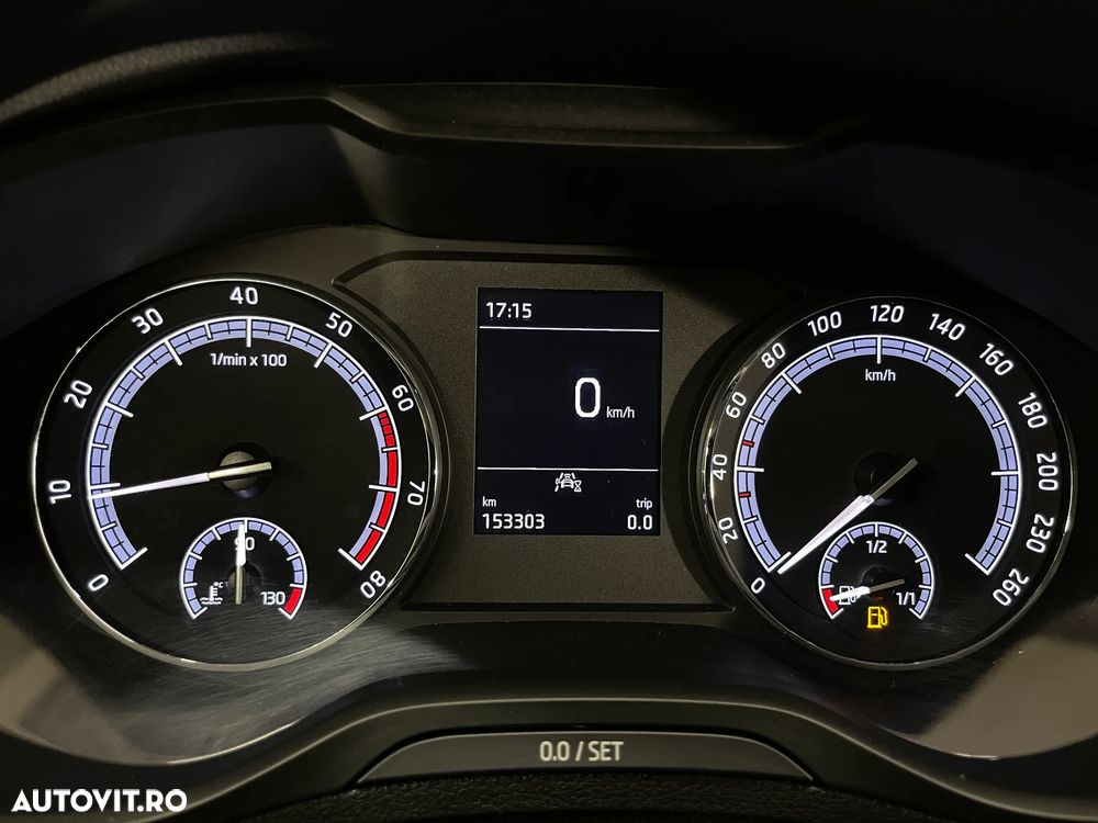 Skoda Karoq 1.5 TSI Ambition - 30