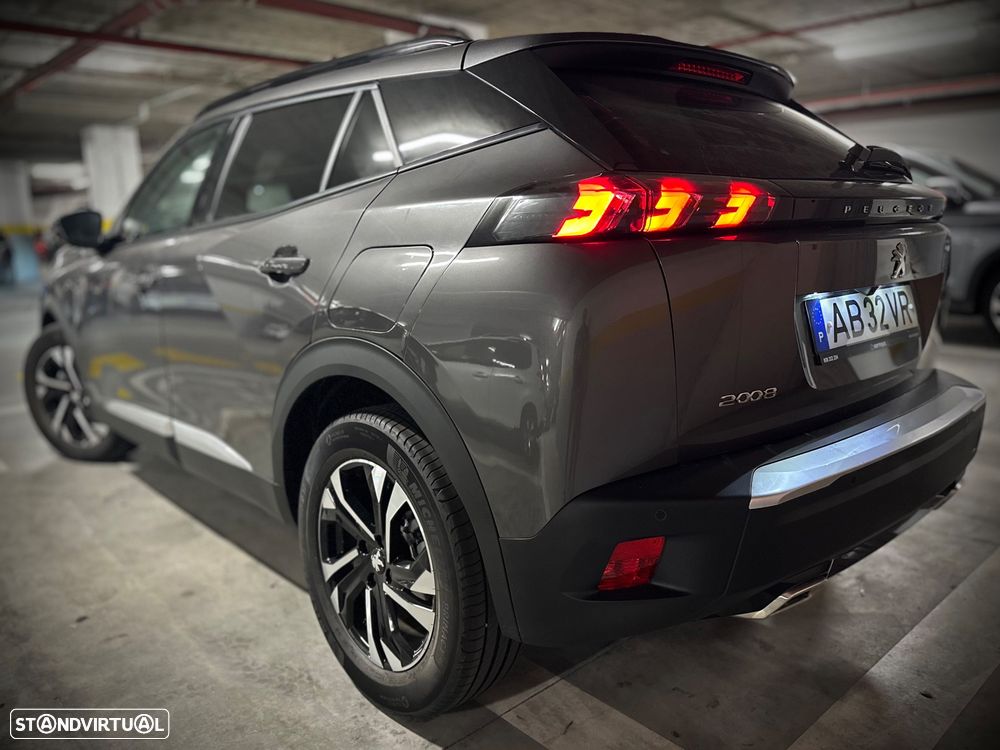 Peugeot 2008 1.2 PureTech Allure EAT8 - 2