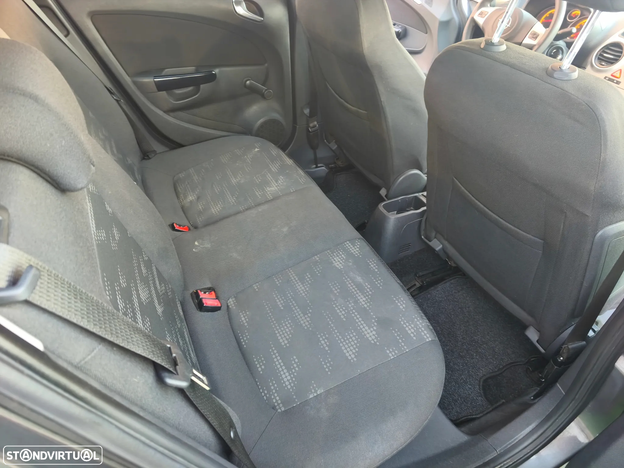 Opel Corsa 1.2 Enjoy - 18
