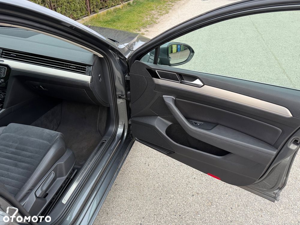 Volkswagen Passat 2.0 TDI BMT Comfortline - 13