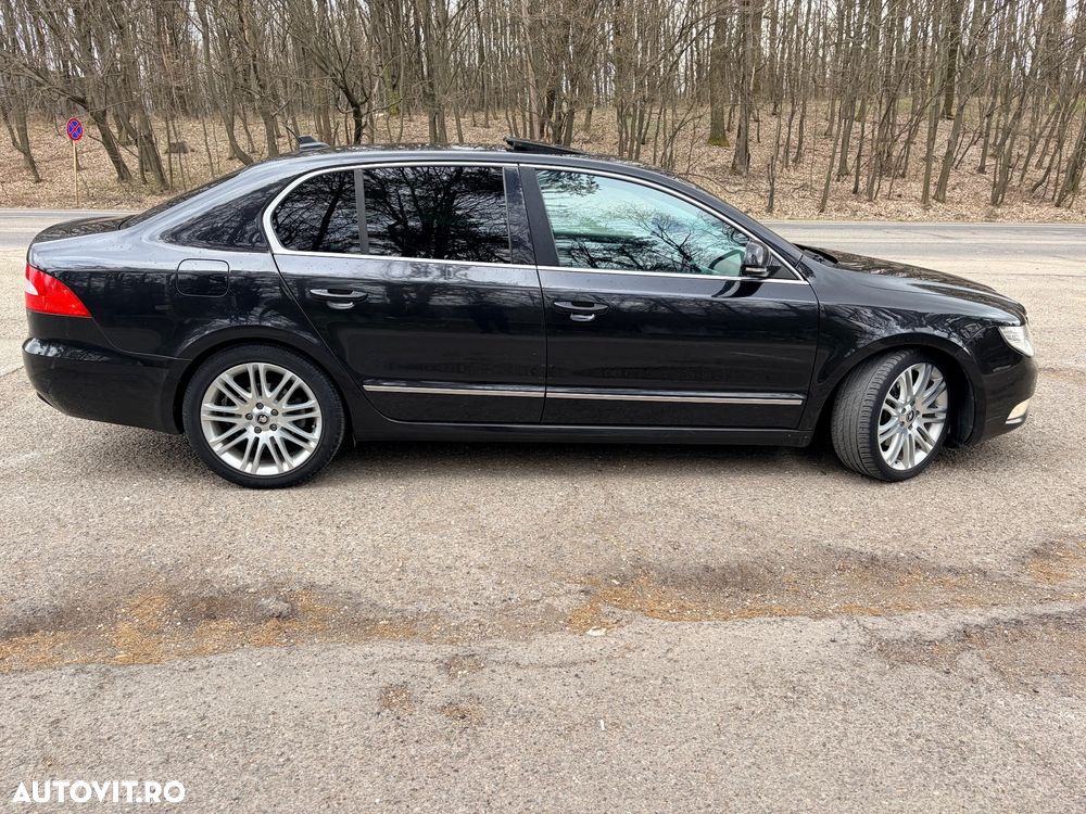Skoda Superb 2.0 TDI Ambition DSG - 9