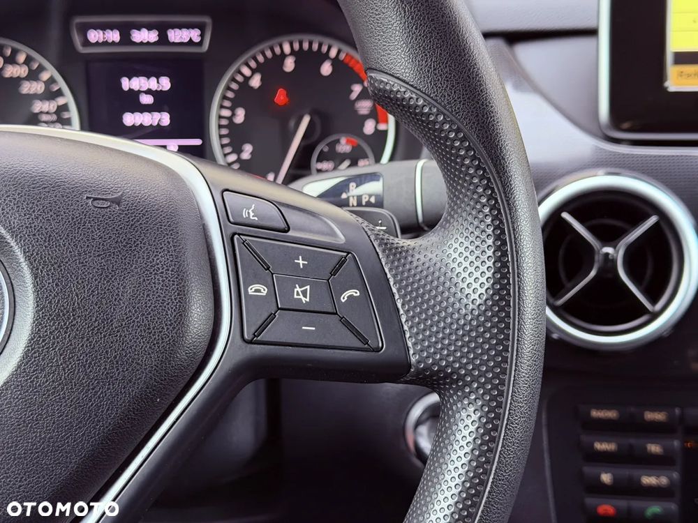 Mercedes-Benz Klasa B 200 7G-DCT Edition - 28