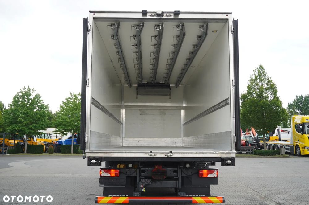 Scania R450 6x2 / Chłodnia hakowa 5-rzędowa / Thermoking T1200R_257093 - 6