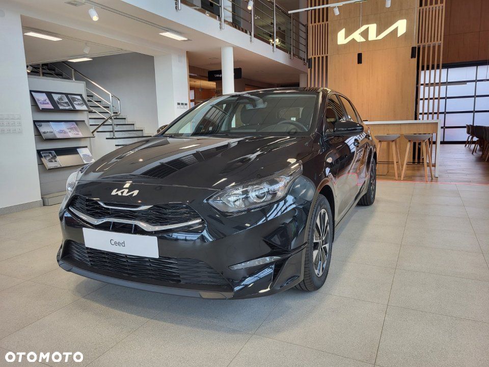 Kia Ceed - 1
