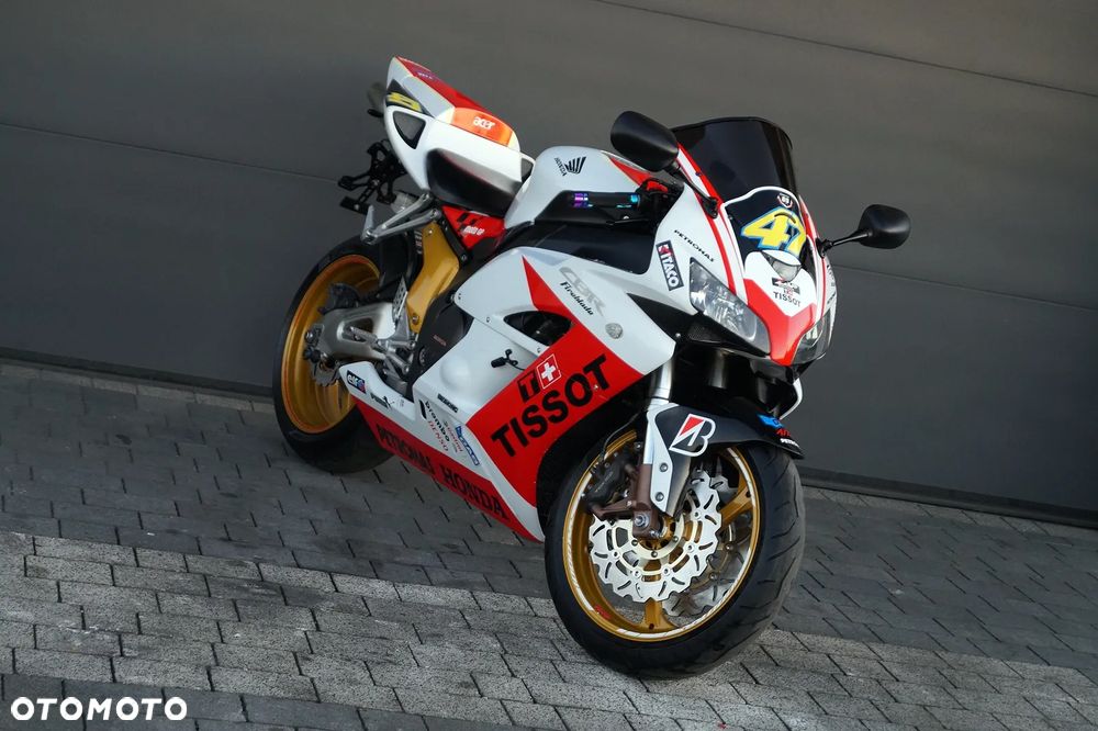 Honda CBR - 1