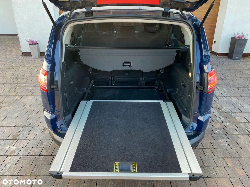 Ford S-Max - 15