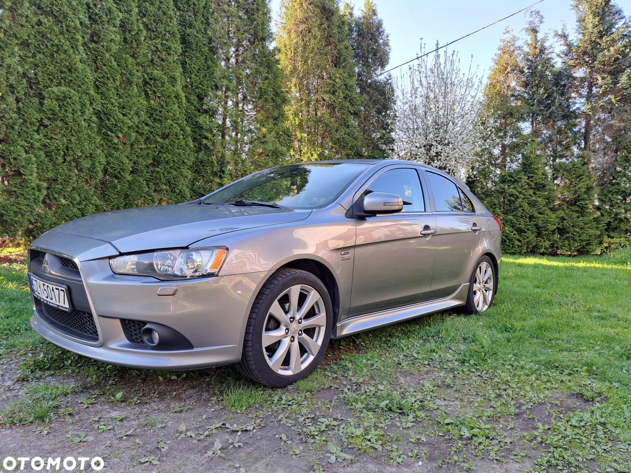 Mitsubishi Lancer - 1