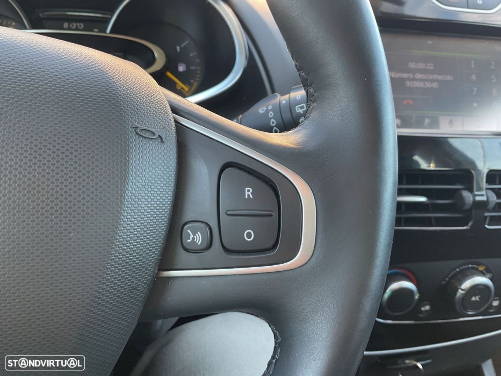 Renault Clio Sport Tourer 0.9 TCe Limited - 36