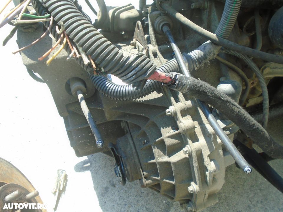 Cutie viteze Renault Maseter 2.2 DCI din 2001 - 1