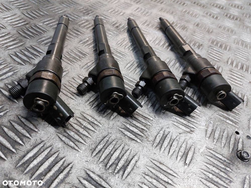 WTRYSK WTRYSKIWACZ KOMPLET KIA CEED I 2.0 CRDI 33800-27400 - 3