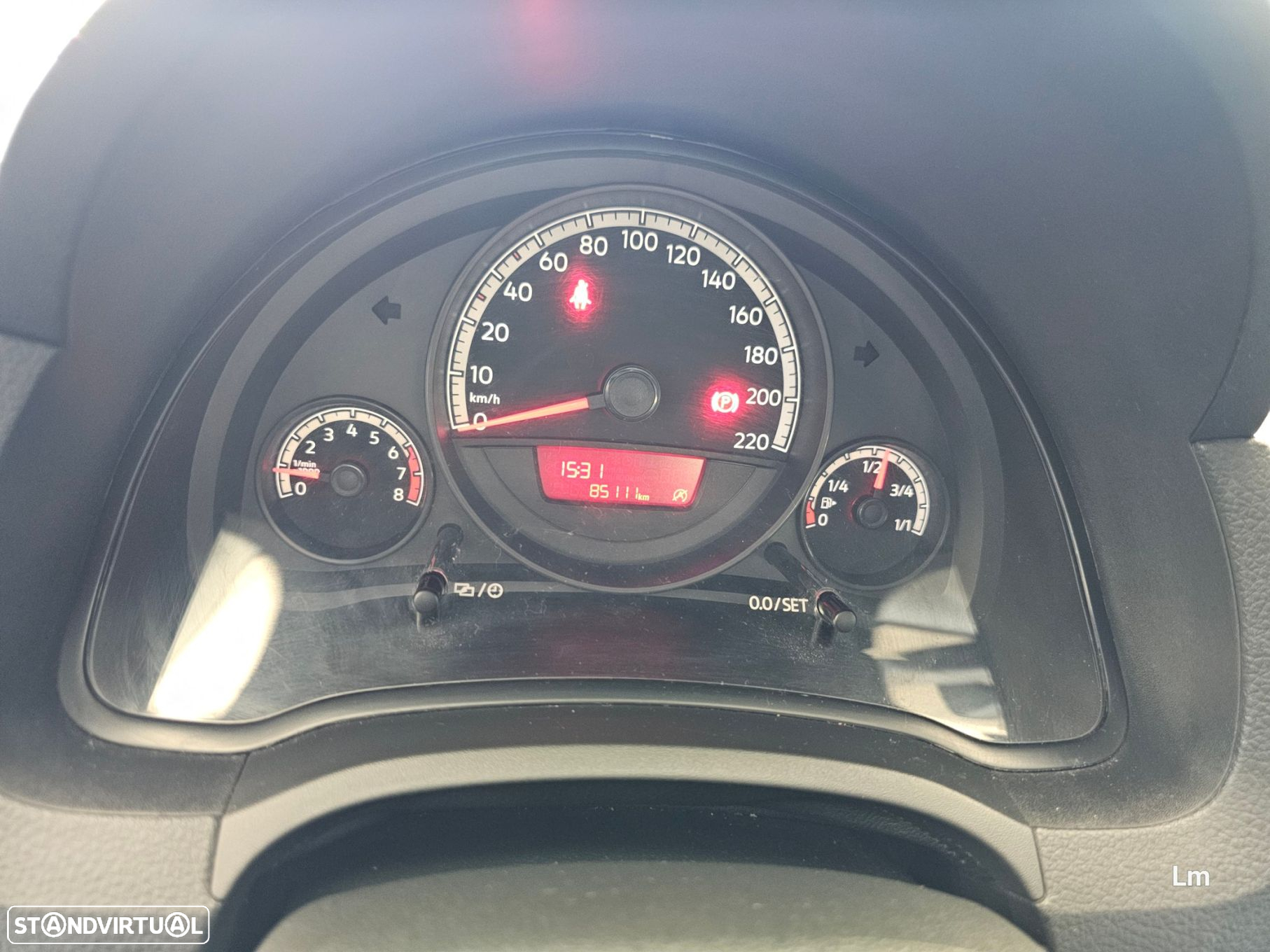 VW Up! 1.0 BMT Move - 16
