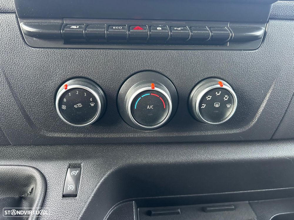 Renault Master 2.3 Dci - 10