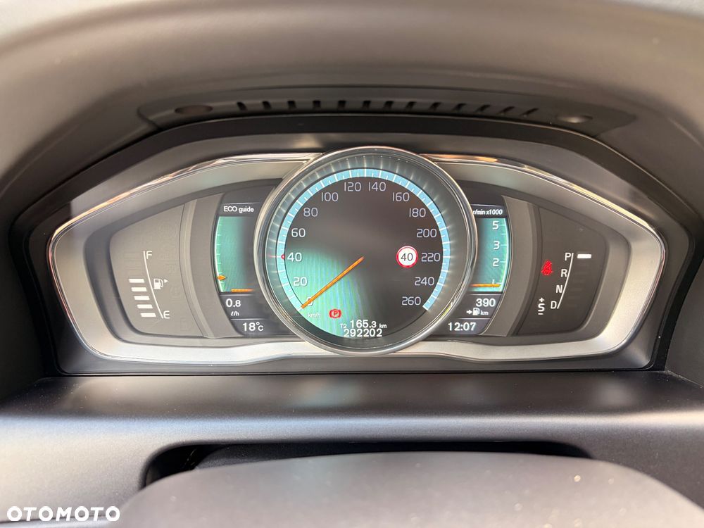 Volvo XC 60 D5 AWD Summum - 13
