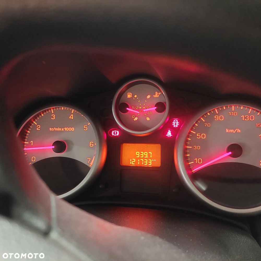 Peugeot 207 Outdoor 1.4 - 8