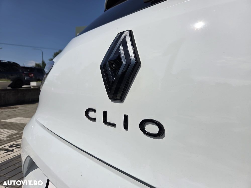 Renault Clio - 21