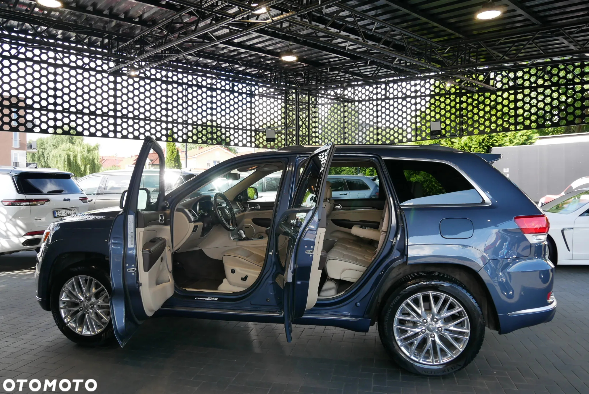 Jeep Grand Cherokee 5.7 V8 HEMI Summit - 6
